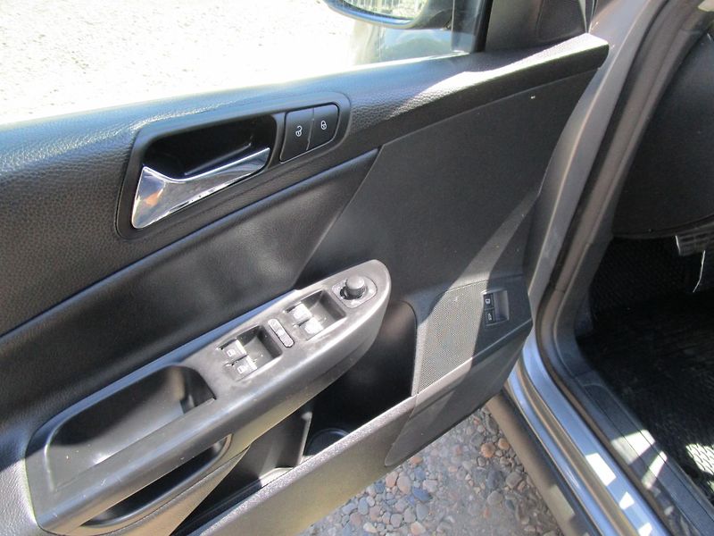Volkswagen Passat - fotka 10 z 16