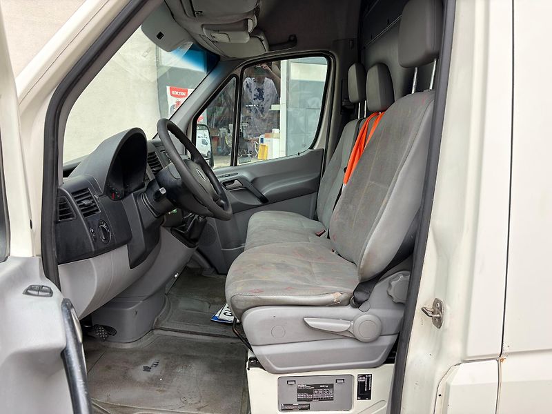 Volkswagen Crafter (2006) CRAFTER 2.5.TDI,100KW,MAXI - fotka 15 z 21
