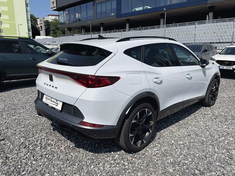 Cupra Formentor (2023) 1.5 TSI,110kW,1.Maj,ČR - fotka 5 z 38