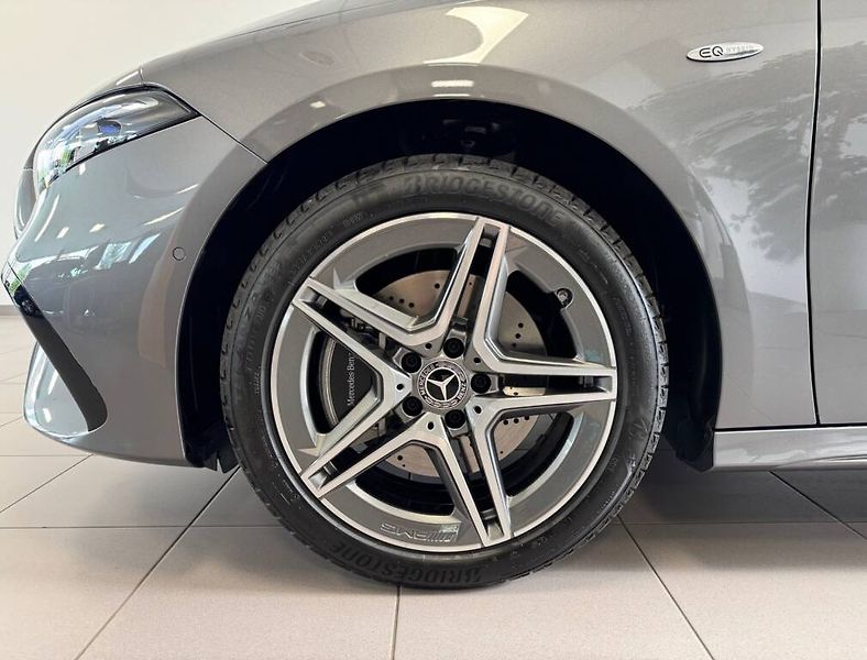Mercedes-Benz Třídy A (2025) 250 e - fotka 5 z 6