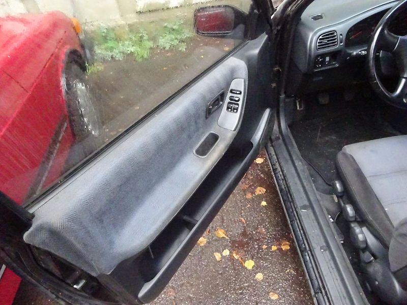 Nissan Sunny (1991) GTI 16V 105 KW Přidat do oblíb - fotka 9 z 17
