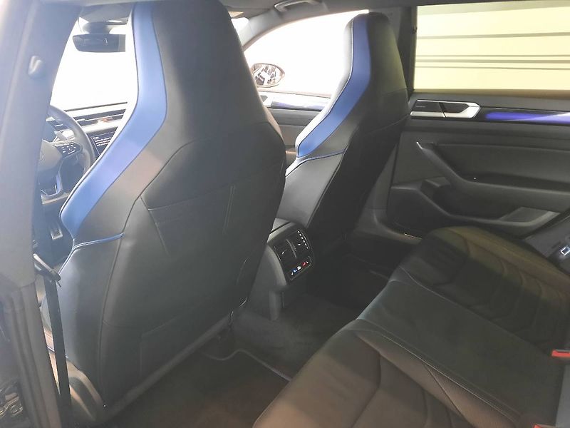 Volkswagen Arteon Shooting Brake (2023) R 2.0 TSI 4Motion (235kW/320k) - fotka 8 z 32