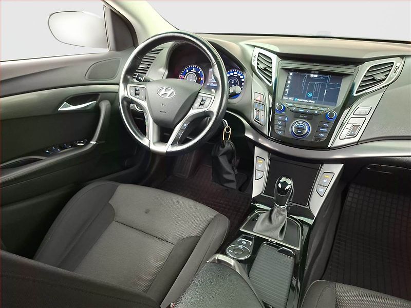 Hyundai i40 (2018) 1.7 CRDi, Automat, Serv.kniha - fotka 7 z 21
