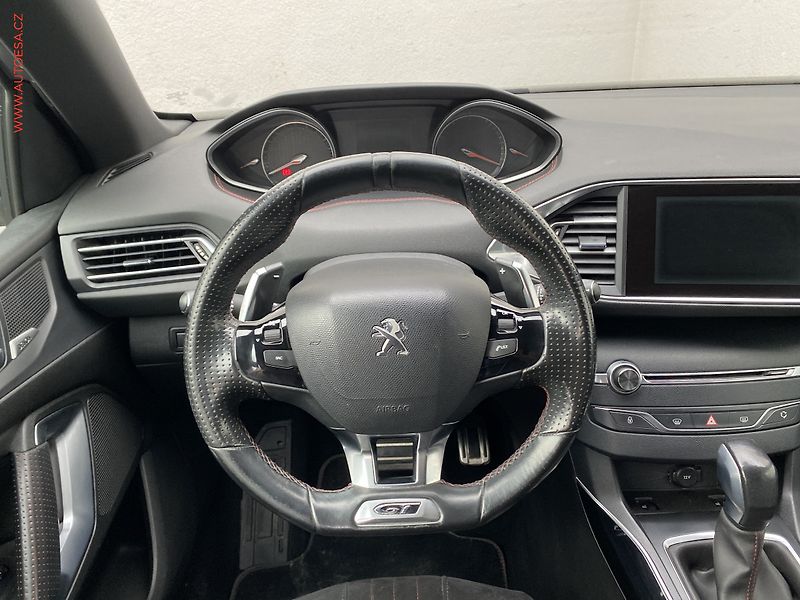 Peugeot 308 (2016) 2.0 HDi SW, GT, +ALU, AT - fotka 11 z 19