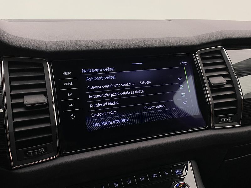 Škoda Kodiaq 2.0TDI 140kW STYLE 4x4 DSG CZ - fotka 44 z 52
