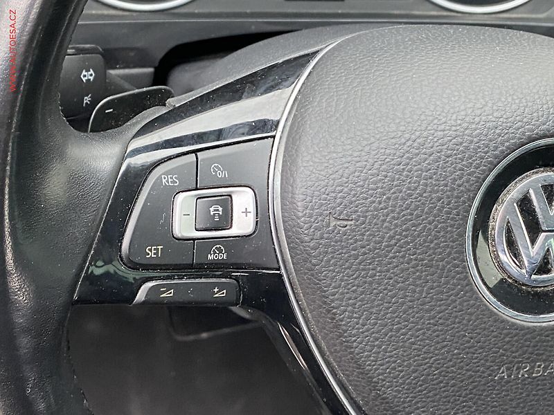 Volkswagen Tiguan (2016) 2.0 TDi 4x4, Highline, DSG, - fotka 13 z 20