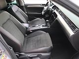Volkswagen Passat (2022) Elegance 2.0 TDI - náhled 9