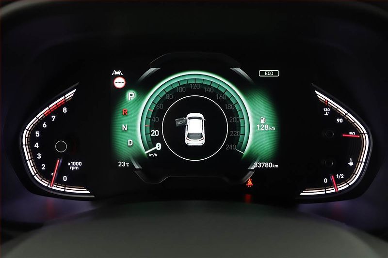 Hyundai i30 (2023) N-Line 1.5 T-GDI - fotka 8 z 15