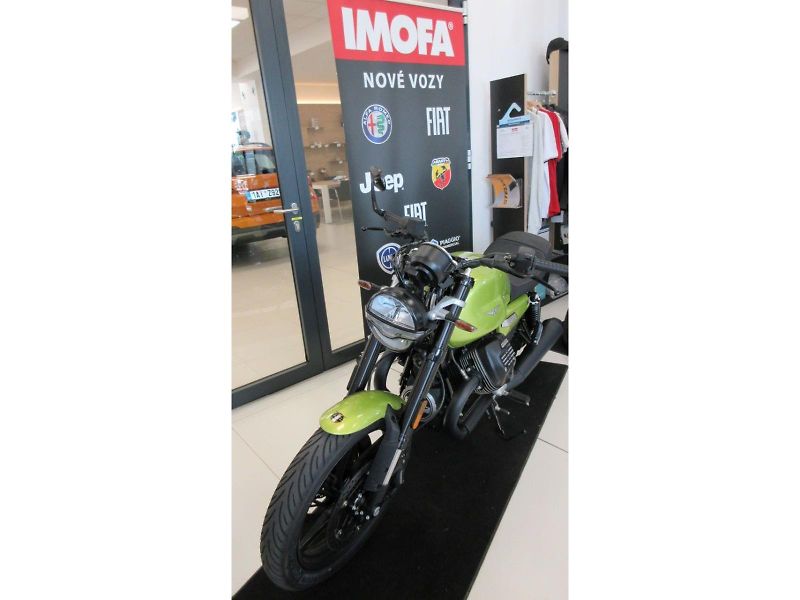 Moto Guzzi (2026) V7 850 SPORT - fotka 8 z 14