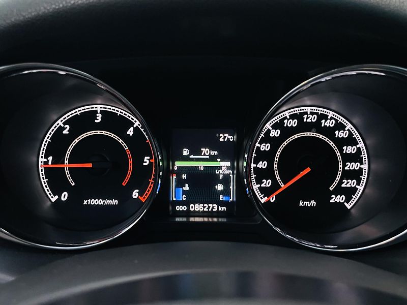 Peugeot 4008 1.8HDI 4x4 VÝHŘEV KAMERA TAŽNÉ - fotka 43 z 47