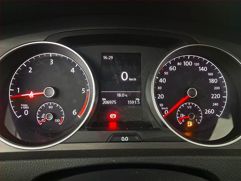 Volkswagen Golf (2013) Comfortline 1.6 TDI, Tempomat - fotka 11 z 15