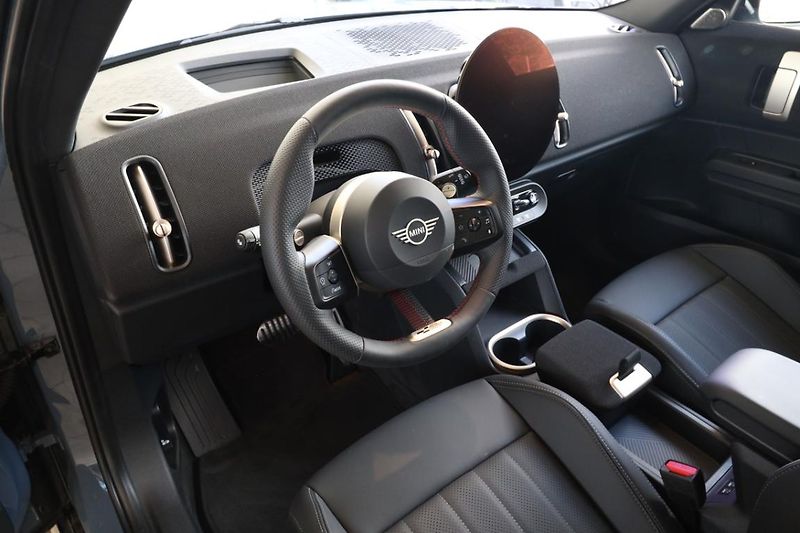 Mini Countryman JCW ALL4 - fotka 2 z 17