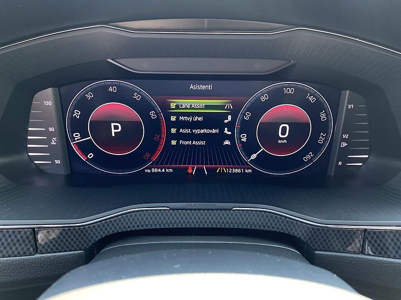 Škoda Superb 2.0 TSI 200 kW 4x4 DSG - fotka 9 z 30