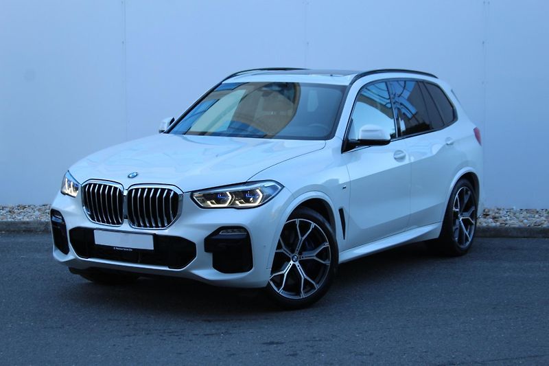 BMW X5 xDrive40i | ČR | - fotka 1 z 27