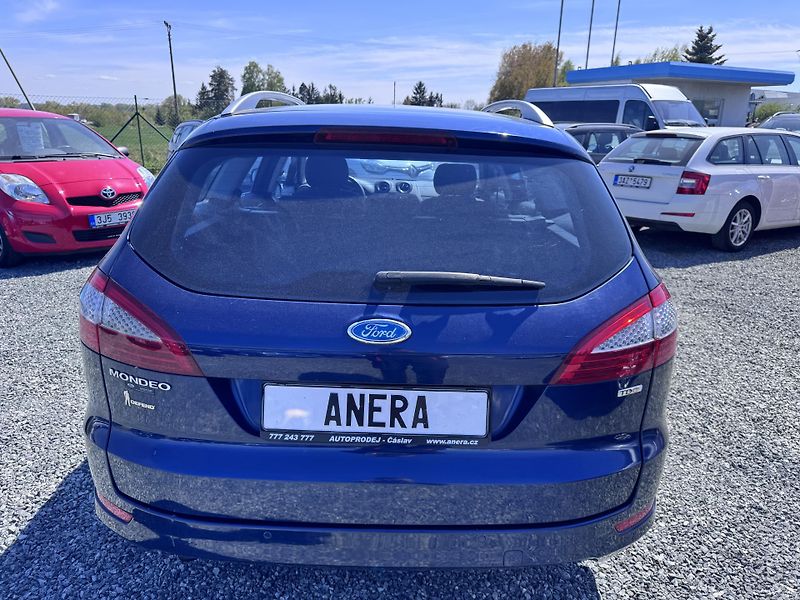 Ford Mondeo 2.0 TDCi, 103 kW, kombi - fotka 7 z 19