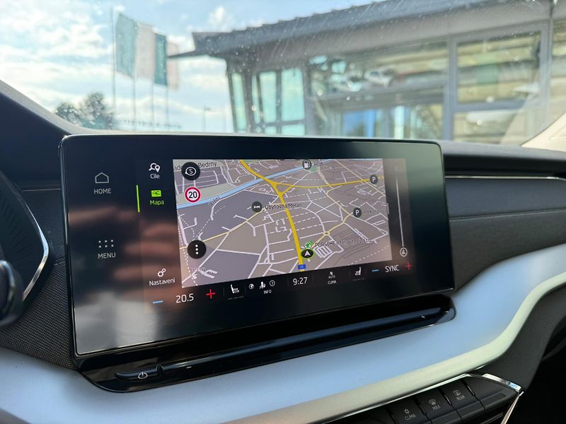 Škoda Octavia Style 2.0 TDI 110kW DSG Combi - fotka 14 z 25