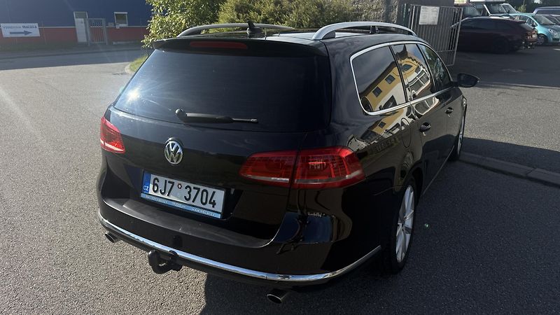 Volkswagen Passat Variant (2013) 2.0TDI 130KW DSG 4MOTION - fotka 7 z 30