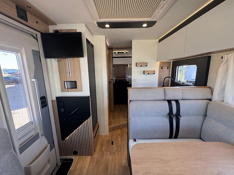 Pilote (2026) G690GJ Expression - fotka 13 z 34