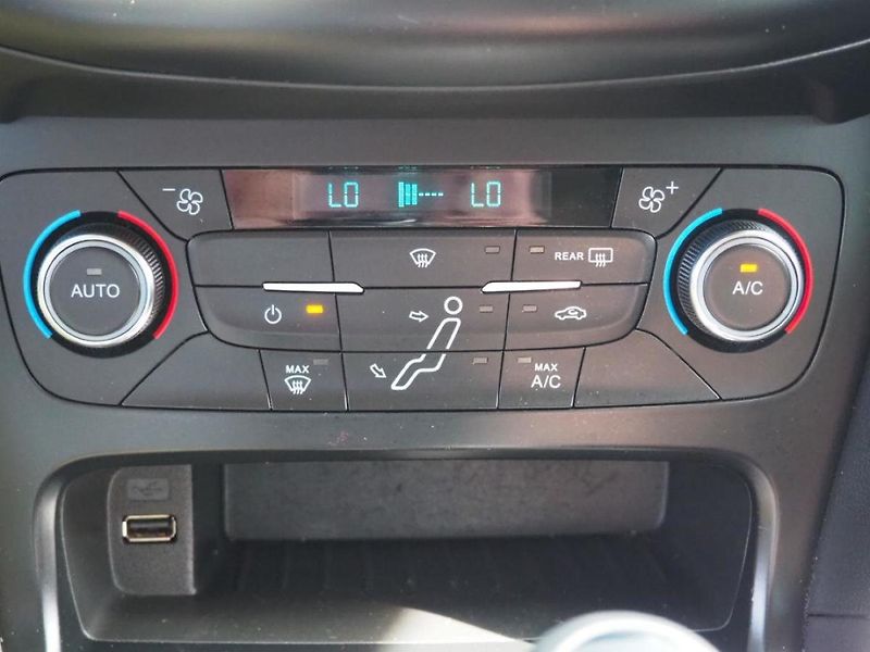 Ford Focus (2017) 1.5TDCi - fotka 32 z 36