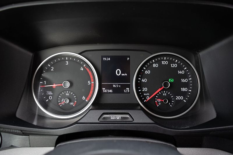 Volkswagen Crafter 2.0 TDI*DSG*TEMPOMAT*L2H2*DPH - fotka 16 z 28