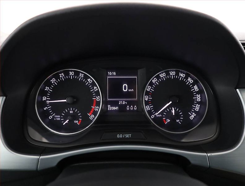 Škoda Fabia (2015) Ambition 1.4 TDI, nová STK - fotka 9 z 16
