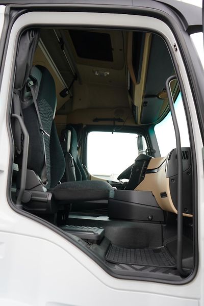 Mercedes-Benz Actros (2018) 1830 / ACC / E 6 / FIRANKA / 1 - fotka 8 z 44