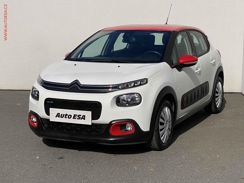 Citroën C3 (2017) 1.2i, 1.maj,ČR, AC, park - fotka 3 z 15