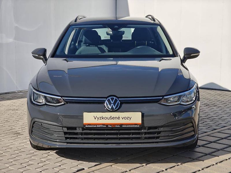 Volkswagen Golf Life 6G 1,5TSi - fotka 4 z 21