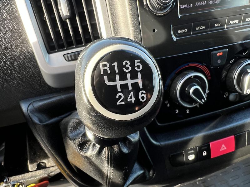 Fiat Ducato 2.3,118kw,8p,čelo,klima,temp. - fotka 36 z 42