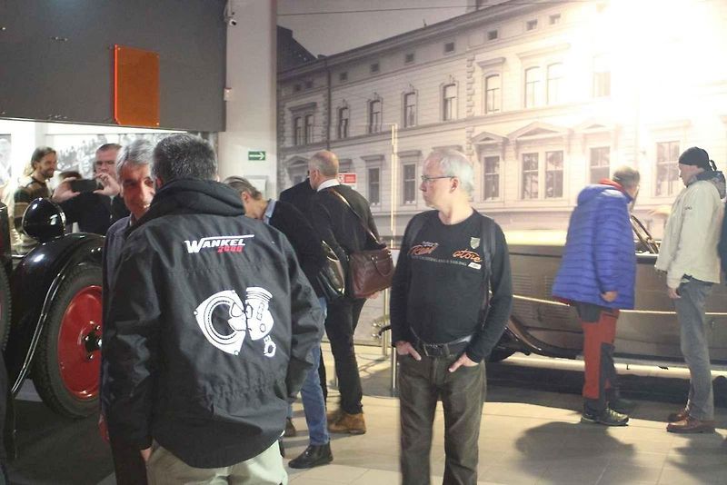 Technické muzeum v Brně zahájilo výstavu s názvem Naše Zetky, která připomíná automobilovou výrobu v Brně.