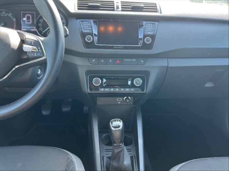 Škoda Fabia 1,0 TSI 70 Ambition - fotka 10 z 11
