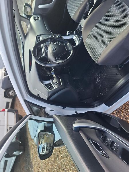 Kia Ceed (2015) 1.4 Crdi  - fotka 12 z 21