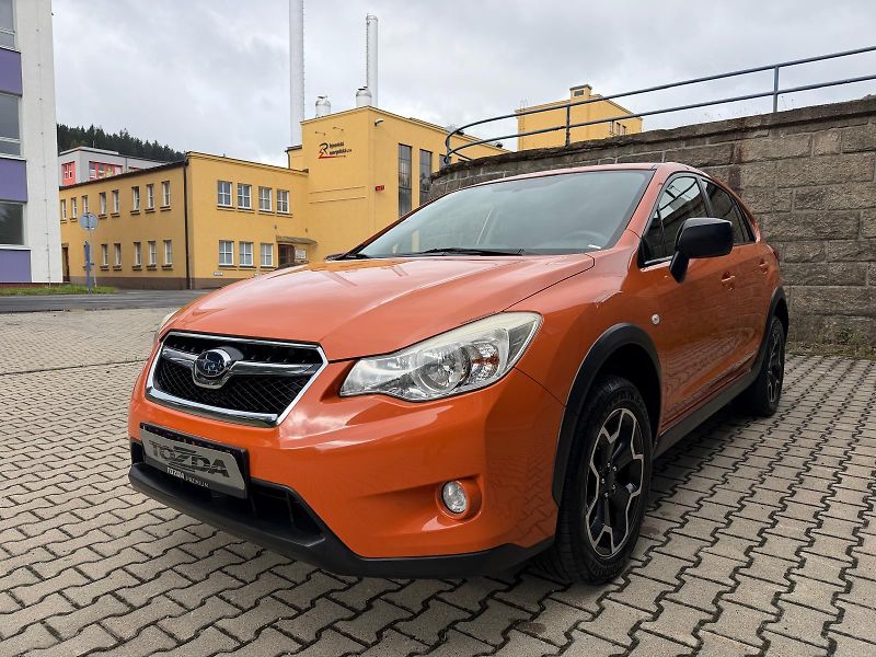 Subaru XV 2,0i Top stav 1.majitel - fotka 1 z 30
