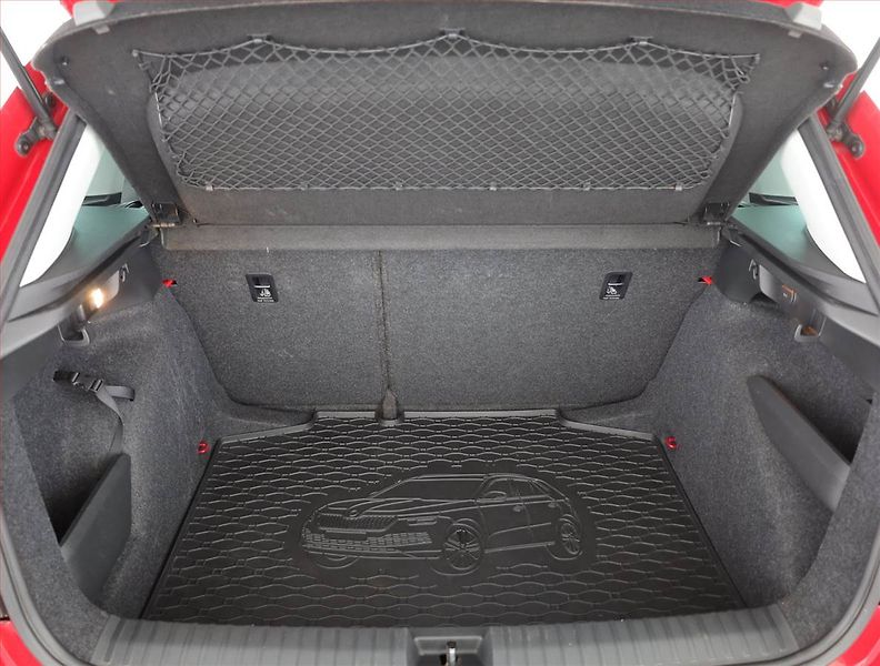 Škoda Kamiq (2019) 1.0 TSI, Serv.kniha, Tempomat - fotka 20 z 21