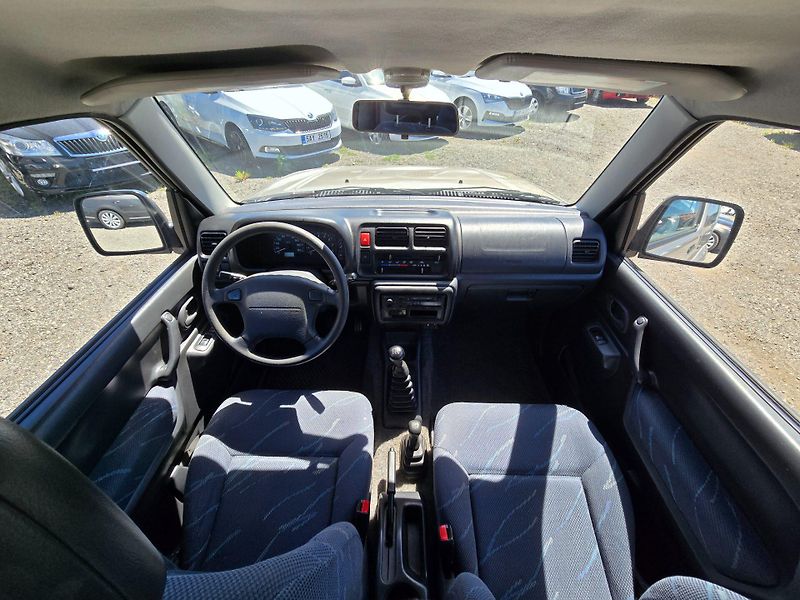 Suzuki Jimny (2008) 1.3 60KW 4x4 tažné,nová STK - fotka 12 z 20