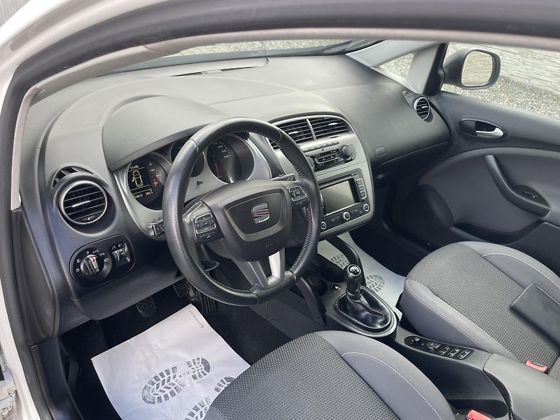Seat Altea 1.6TDi 105PS XXL ECOMOTIVE TOP - fotka 102 z 189