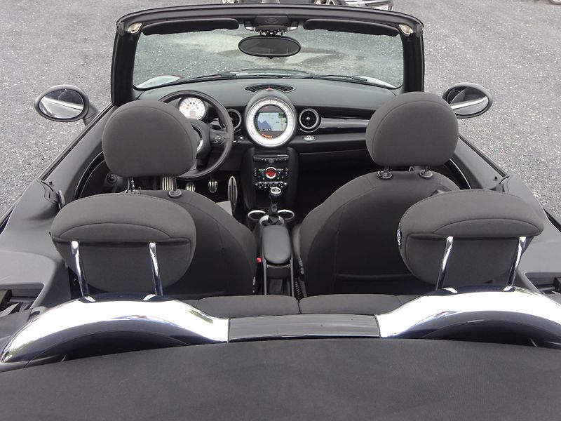 Mini Cooper S 1.6 135kW KABRIO KŮŽE  - fotka 23 z 31