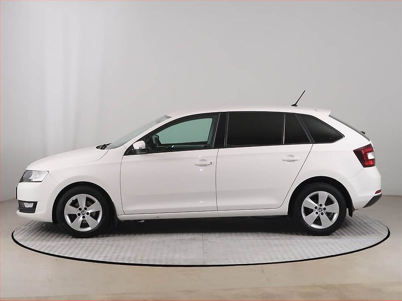 Škoda Rapid (2018) Spaceback 1.0 TSI, Tempomat - fotka 3 z 15