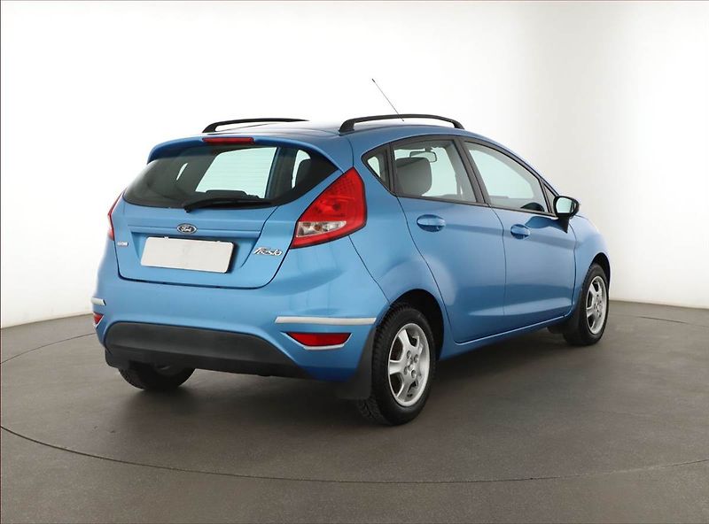Ford Fiesta (2009) 1.4 TDCi, po STK, servisované - fotka 5 z 12