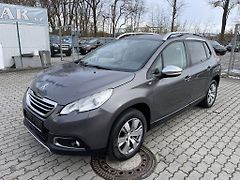 Peugeot 2008 Style 1.2 PureTech serviska - fotografie inzerátu