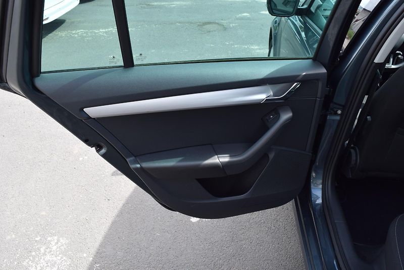 Škoda Octavia (2020) 2.0TDI 110kw AMBITION NAVI APP - fotka 14 z 50