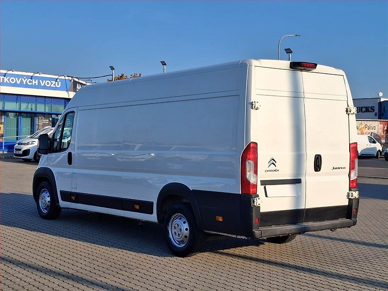 Citroën Jumper (2020) 2.2 BlueHDi, 13m3, ČR - fotka 4 z 17