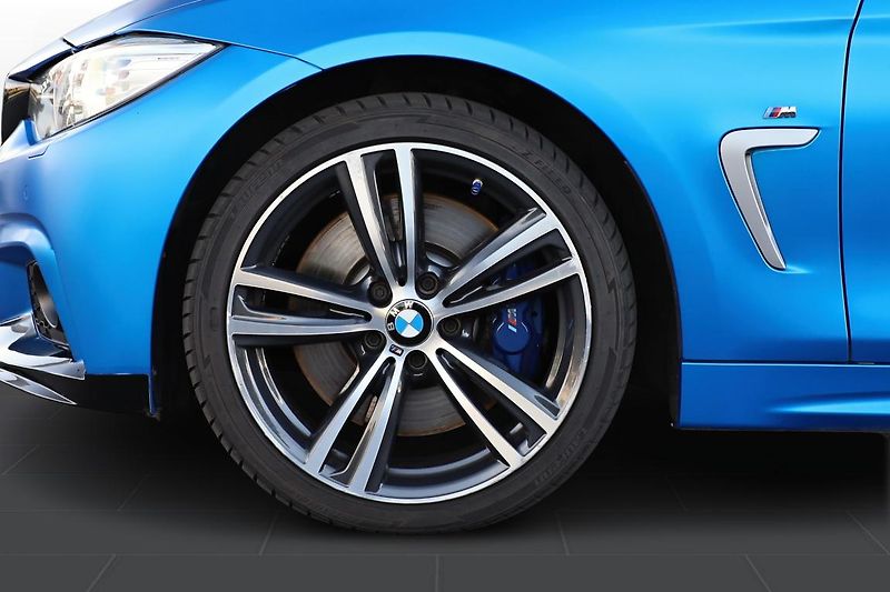 Mini Cooper BMW 430i xDrive Cabrio - fotka 7 z 21