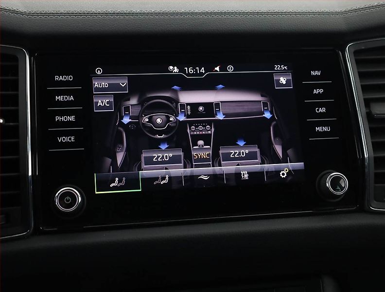 Škoda Kodiaq (2023) Laurin&Klement 2.0 TDI - fotka 14 z 21