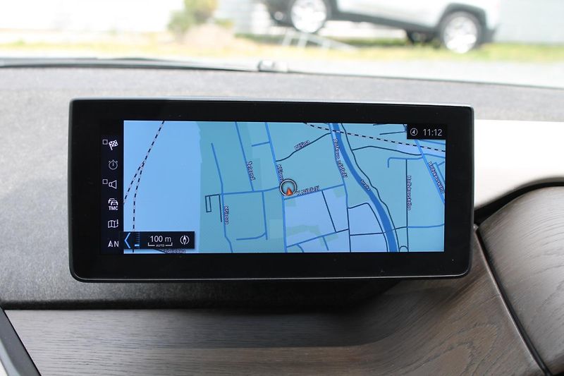 BMW i3 (2017) s 135kW Harman Kardon - fotka 20 z 36
