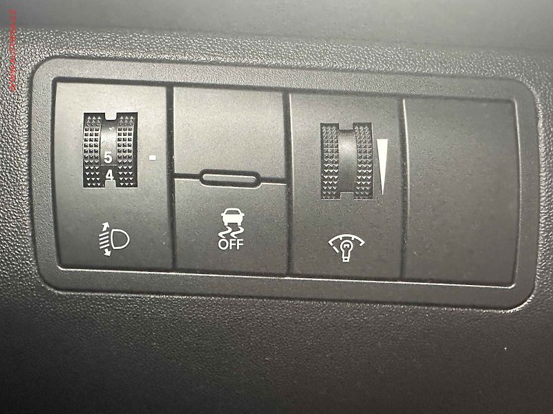 Hyundai ix20 (2012) 1.4i, ČR, servis.kniha, AC - fotka 12 z 18