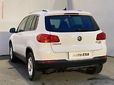 Volkswagen Tiguan (2011) 2.0TDi 4x4, ČR, Sport, DSG - náhled 6