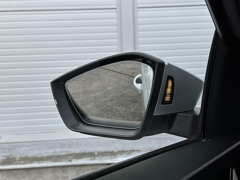 Škoda Scala 1.0TSi DSG 116PS LED V.Cockpit - fotka 9 z 47