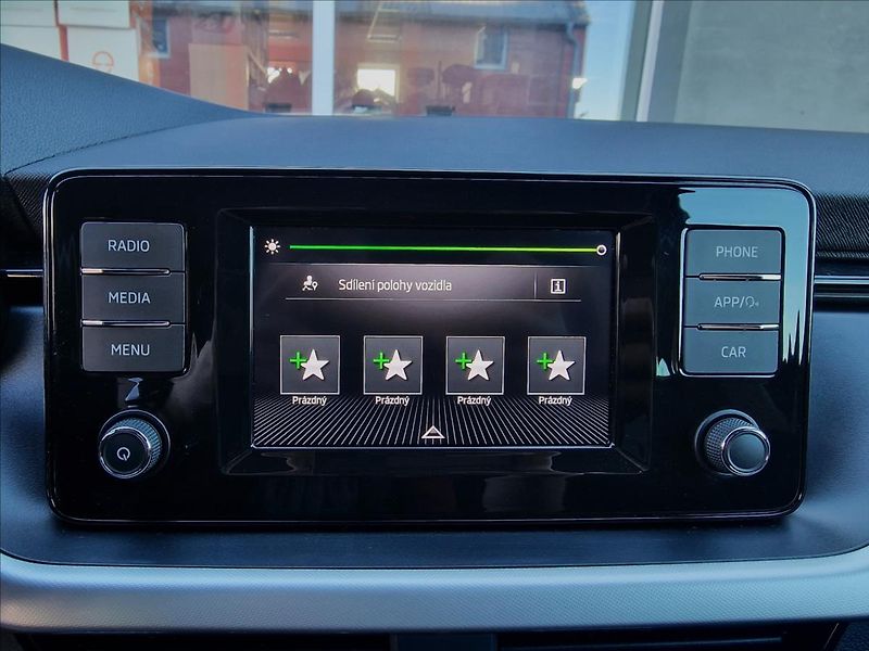 Škoda Scala 1.0TSI Ambition, ČR,1.Majitel - fotka 28 z 50