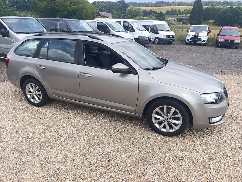 Škoda Octavia (2013) 1.2 TSi - fotka 3 z 18